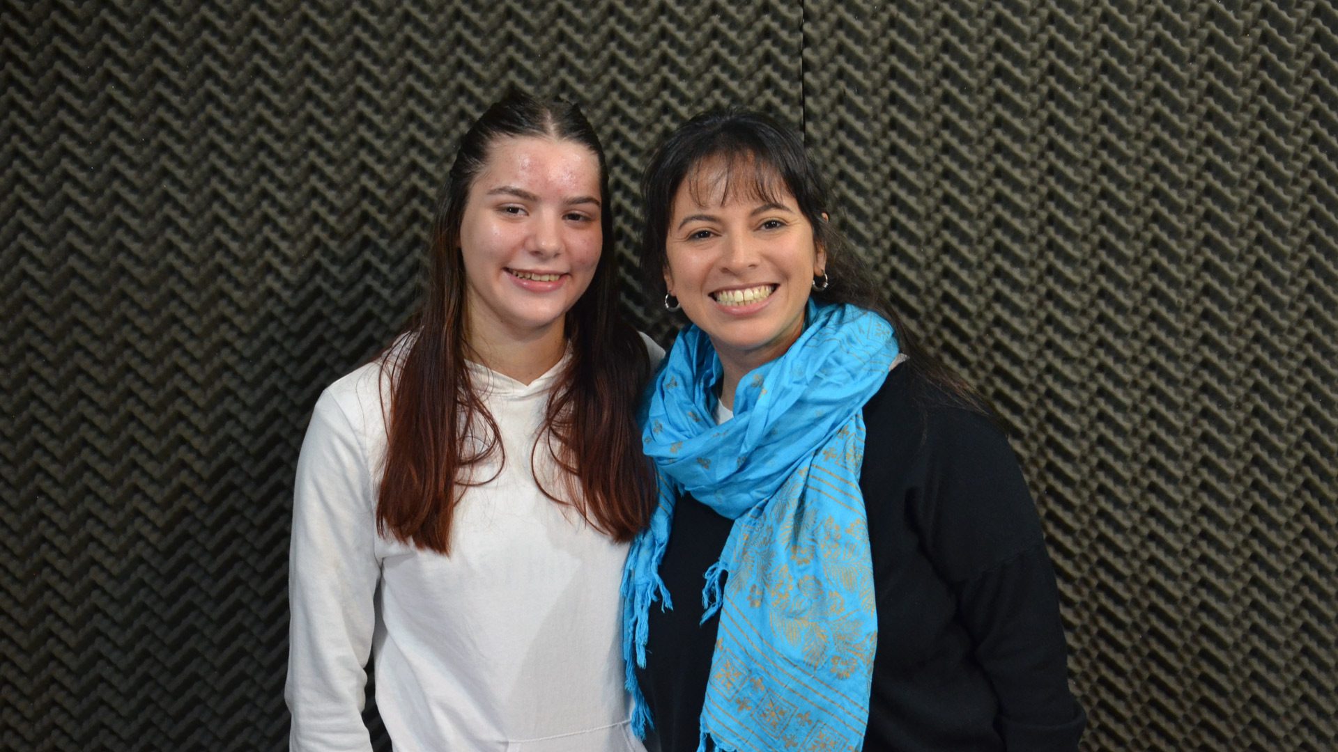 Estefania Arrijuria y Victoria Milera