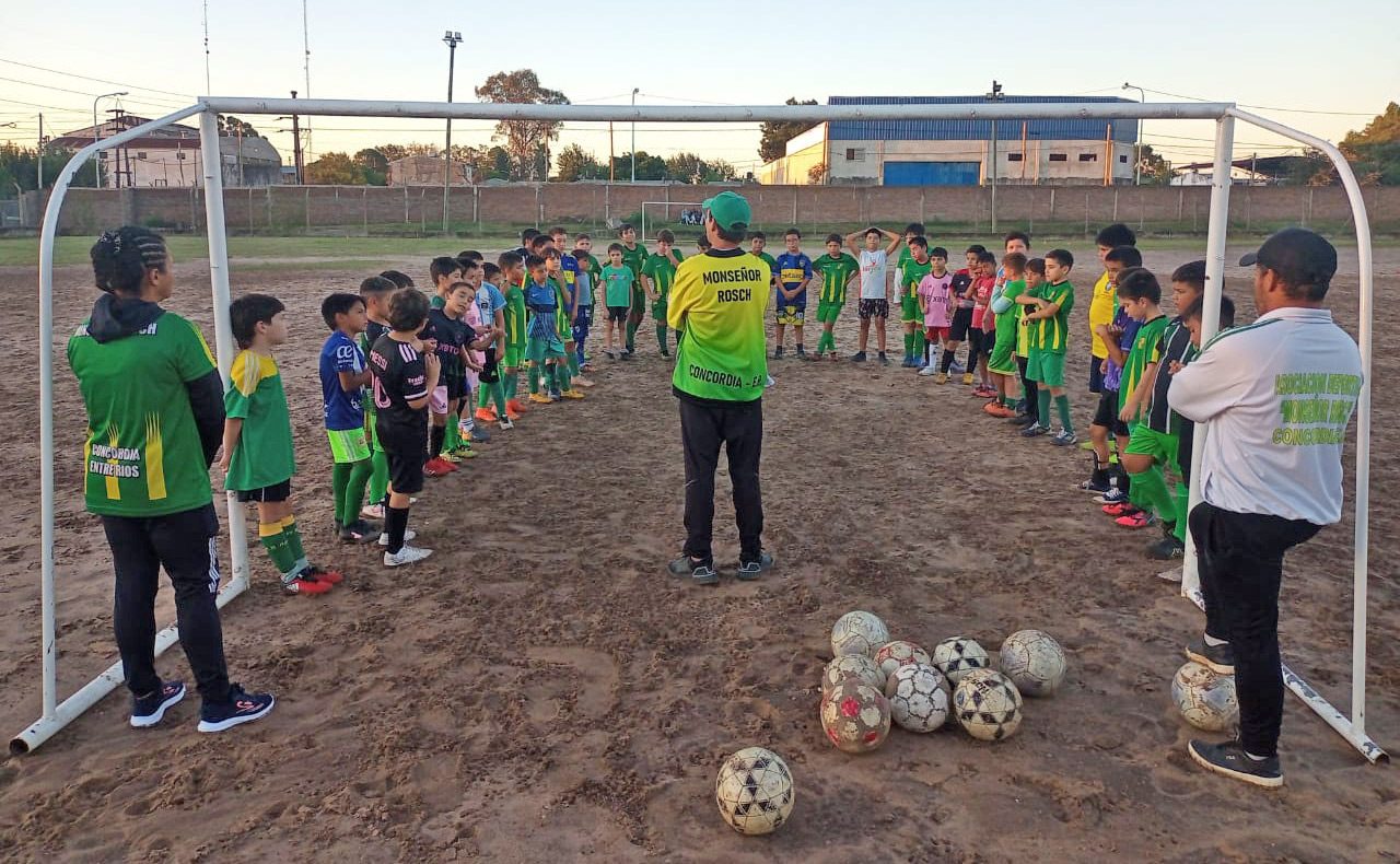 Asociación Deportiva Monseñor Ricardo Rösch